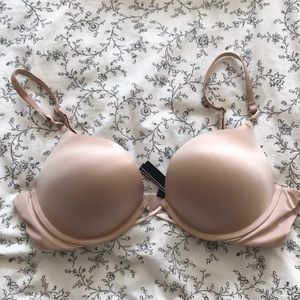 Victoria’s Secret Bombshell Bra